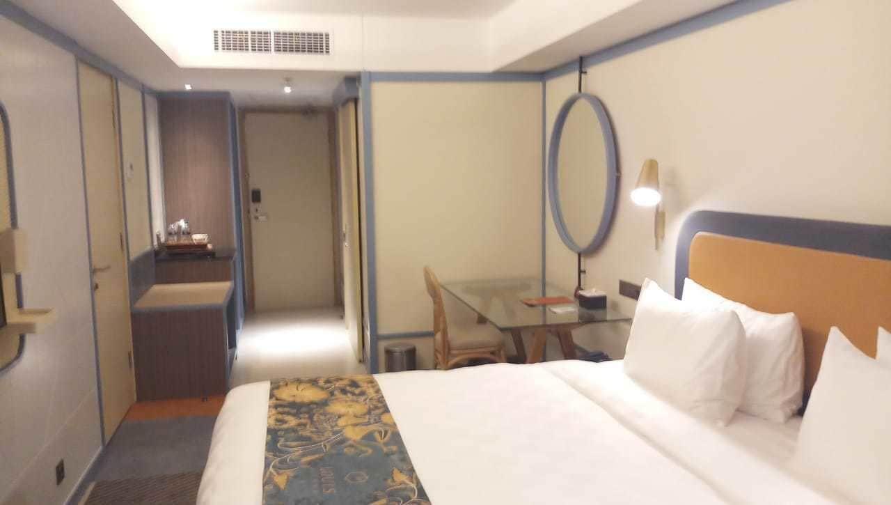 Louis Kienne Hotel Pemuda Semarang Buitenkant foto