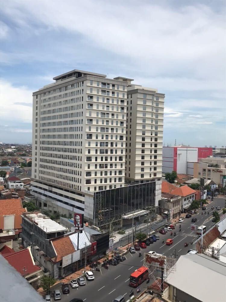 Louis Kienne Hotel Pemuda Semarang Buitenkant foto