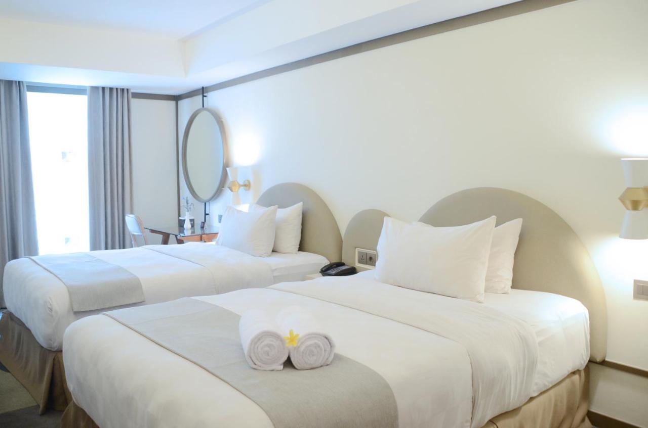 Louis Kienne Hotel Pemuda Semarang Buitenkant foto