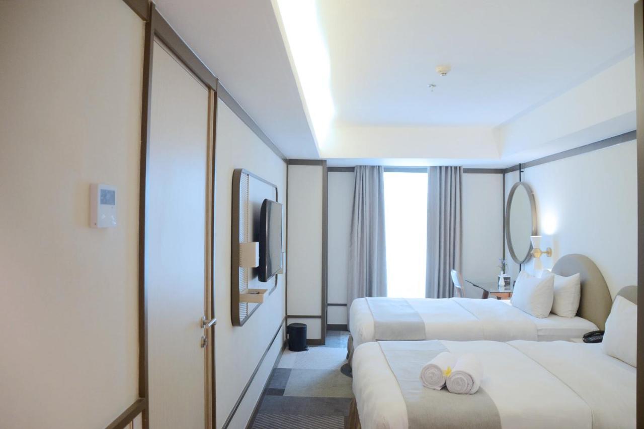 Louis Kienne Hotel Pemuda Semarang Buitenkant foto